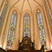 Les vitraux du Choeur datent du XIV° siècle