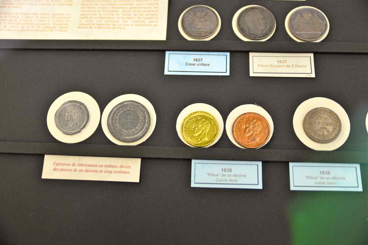 1837-1838  Pièces de monnaie