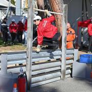 Test de franchissement d'une porte identique à celle du circuit...