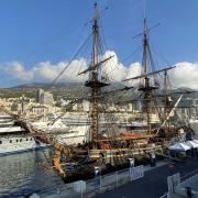 La construction de la réplique du Götheborg de 1738 a débute en octobre 1992 ...