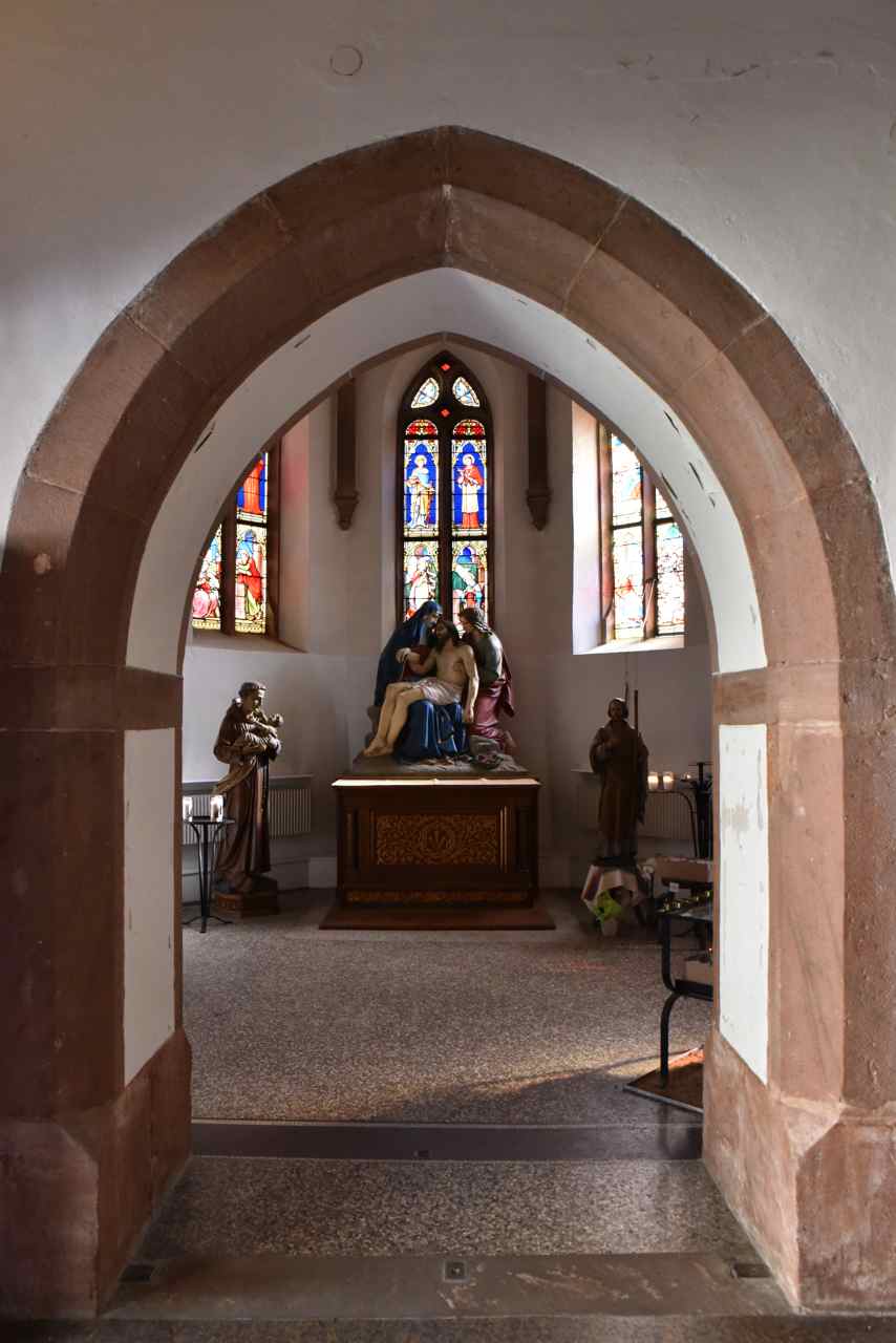 Accès aux chapelles latérales du St Sépulcre et du tombeau de Notre Dame