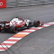 Classé 11ème, Alfa Romeo n°7 pilote Kim raikkonen au virage Louis Chiron