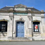 Anciens bains douches(1913) Depuis 1980 ils abritent le Théatre du petit Marseille