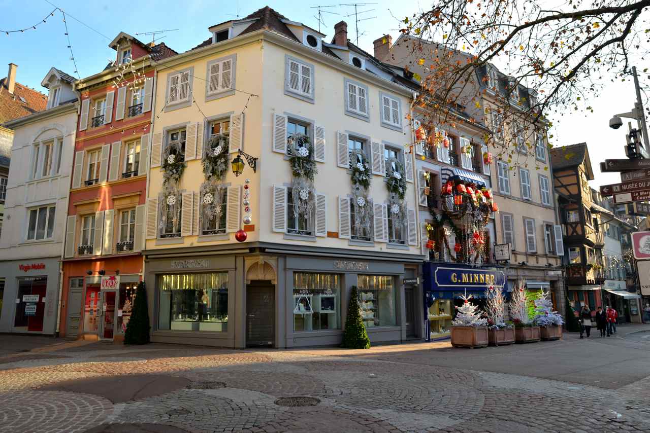 Angle rue Vauban, Place Jeanne d'Arc