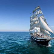 Arrivée du Belem sous voiles dans la baie de Monaco