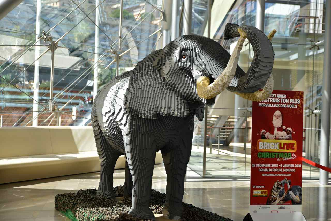 Bricklive-Sculpture éphémère réalisée avec des Lego-Forum  Grimaldi