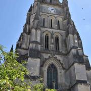 La cathédrale St Pierre datée de 1450