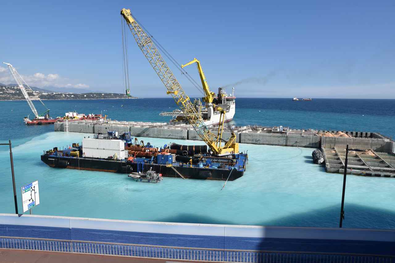 Ce chantier mobilise 1000 personnes dont 700 à Marseille qui fabriquent..