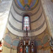 Chapelle latérale sud date de la moitié du XI° siècle...