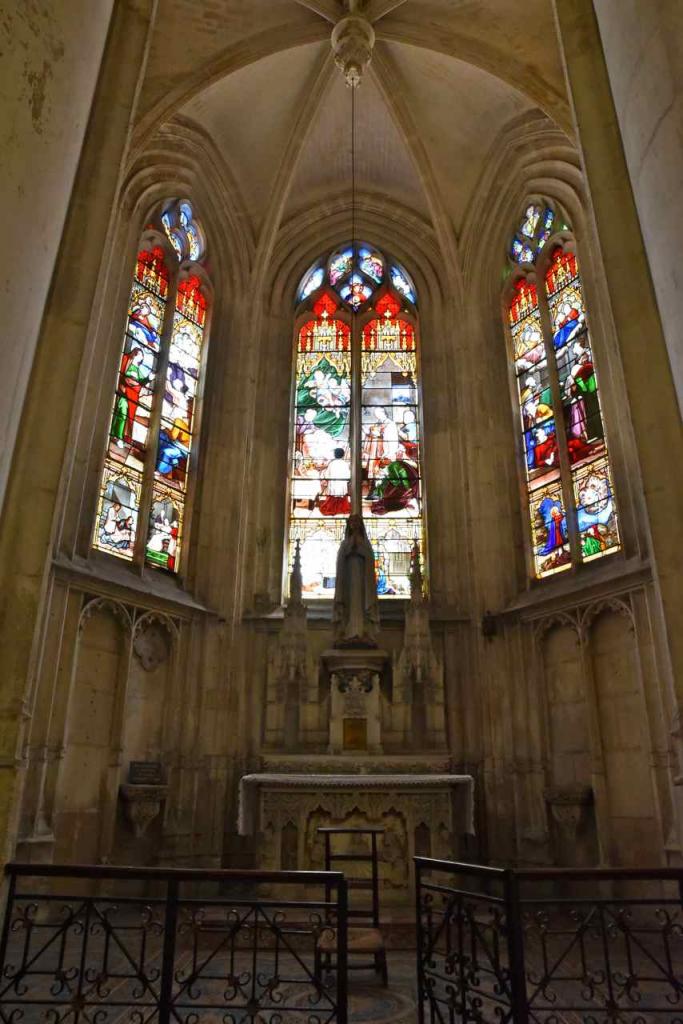 Chapelle rayonnante Notre Dame de Lourdes