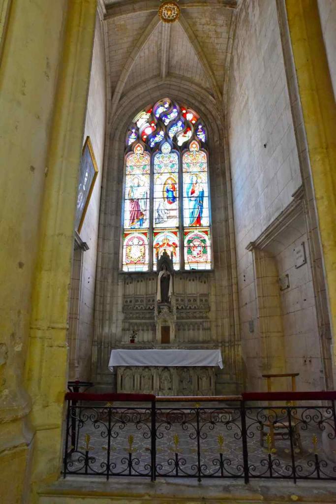 Chapelle rayonnante Sainte-Thérèse de l'Enfant-Jésus