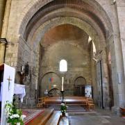 Dans le transept sud se trouve l'emplacement présumé du tombeau de...