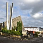 De G à D, Notre Dame de l'Annonciation, le couvent et Notre Dame des Trois-Epis