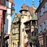 La maison Pfister (1537) et ses peintures de style renaissance