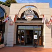 Entrée de l'ancien musée,  Terrasse de Fontvieille, transféré rue de la piscine