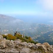 Belle vue sur Menton et la méditerranée depuis le jardin médiéval