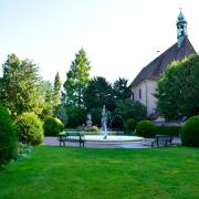 La chapelle St Pierre (ordre des jésuites) fut construite de 1742 à 1750