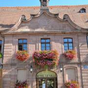 Entrée monumentale de l'Hôtel de Ville (XVIIIe)