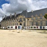 Façade de l'abbaye royale fondée par Pépin 1er d'Aquitaine