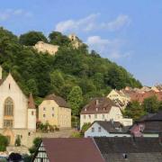 Ferrette, dans le Sundgau, est surplombé par le château-fort médiéval