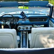 Ford Mustang 1 cabriolet intérieur