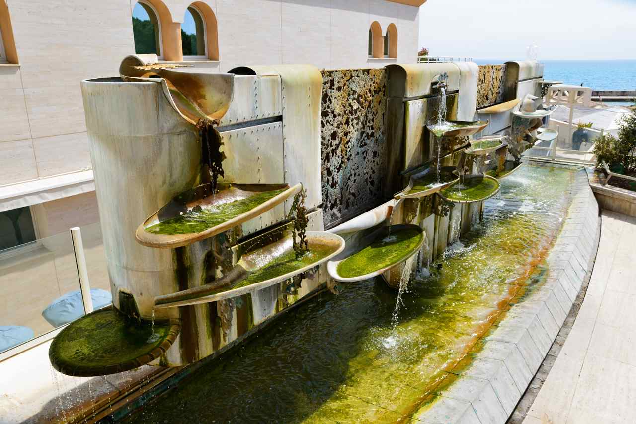 Grand Buffet d'eau de la fontaine de Lartigue (2000)