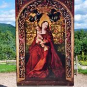 Gros plan de la Vierge au buisson de Roses de Martin Schongauer