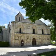 L'église romane Notre Dame date de la fin du XI° siècle