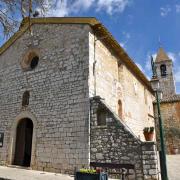 L'église romane saint Grégoire date du XII° siècle mais remaniée au cours des siècles
