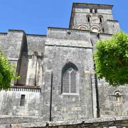 L'église romane St Sylvain date du XII° siècle et a été légèrement fortifiée