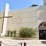 L'église St Martin : une belle et sobre façade contemporaine