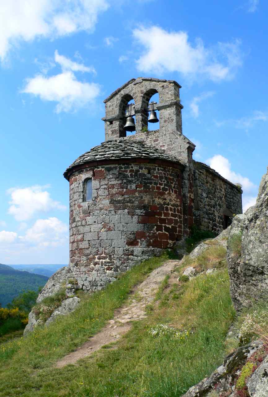 La chapelle romane de Rochegude est inscrite au patrimoine mondial de l'UNESC0