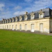 La largeur des bâtiments n'est que de 8m