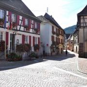 La mairie a été bâtie sur l'ancien fossé...