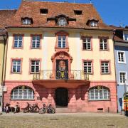 La maison Henninger bâtie vers 1775 est l'un des plus bels édifices de la ville