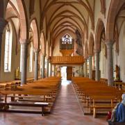 La nef et la tribune d'orgue vus depuis le choeur