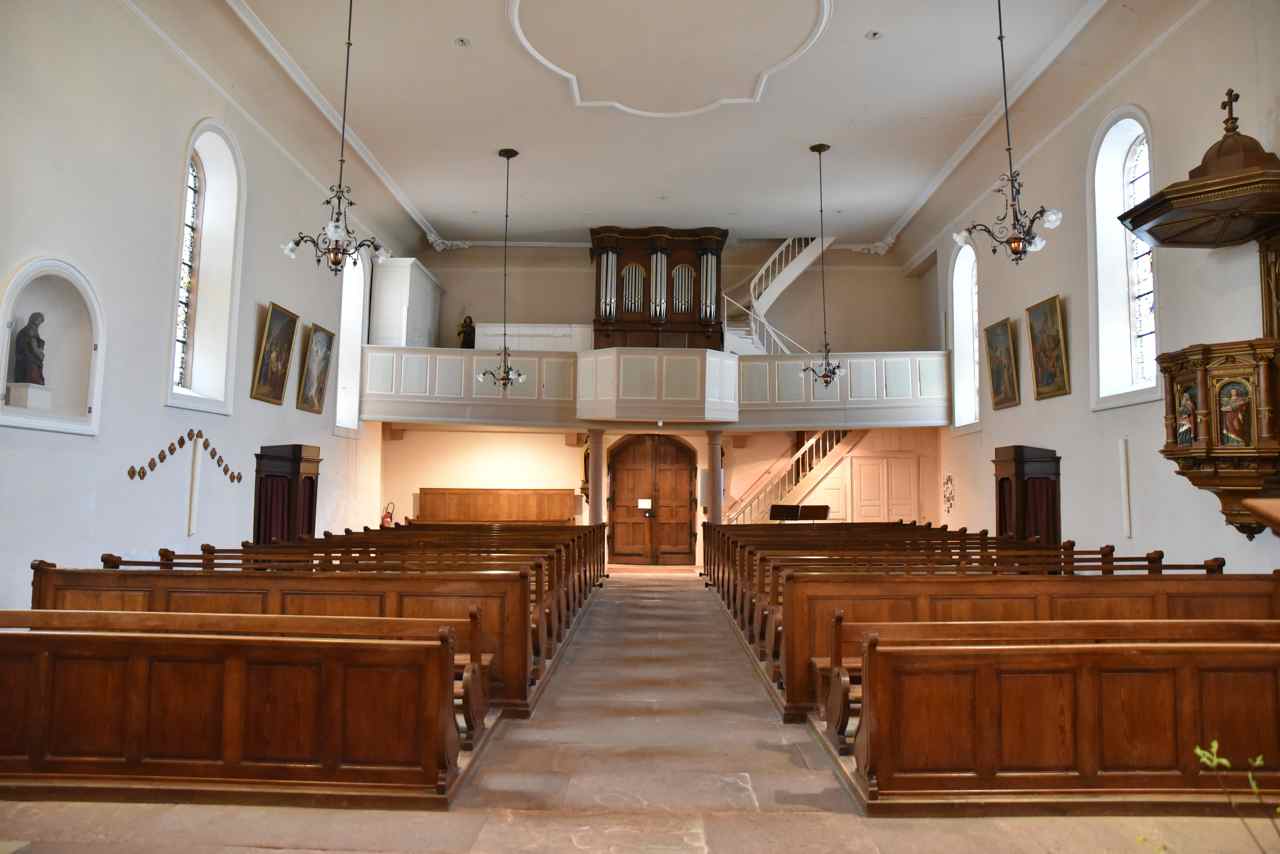 La nef, tribune et l'orgue de Valentin Rinckenebach vus depuis le choeur