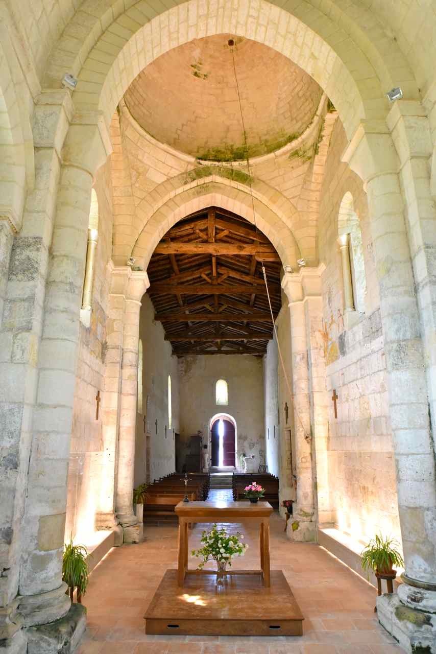 La nef vue depuis l'abside