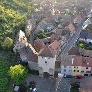 La porte de Munster du XI° siècle vue depuis mon baptême en montgolfière