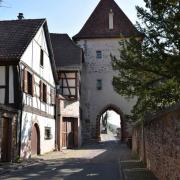 La porte du Brand vue depuis l'intérieur du village