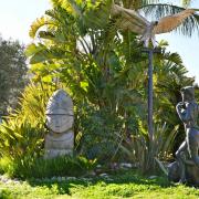 La sculpture de bois, la Sirène et l'Aigle