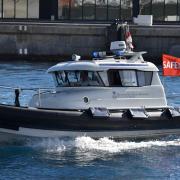 Le bateau de la sécurité du port