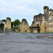 Le château est une puissante forteresse du XI° siècle