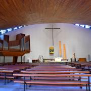 Le choeur vu depuis l'entrée de l'église