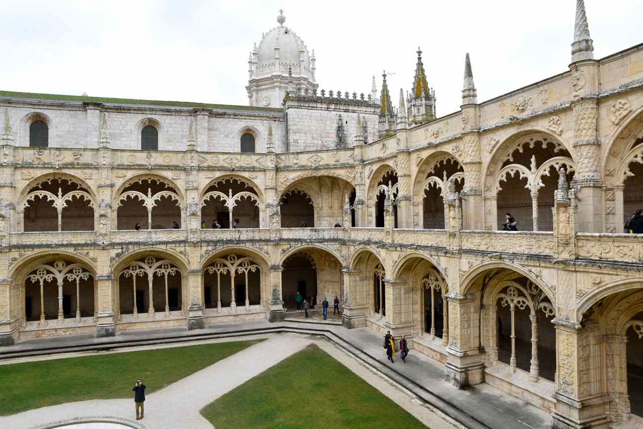 Le cloître, est un chef-d'oeuvre de l'art manuélin.