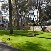 Le jardin des sculptures vu depuis l'entrée de la fondation MAEGHT-2