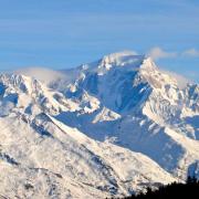 Le Mont Blanc est le point culminant des Alpes (4810m)