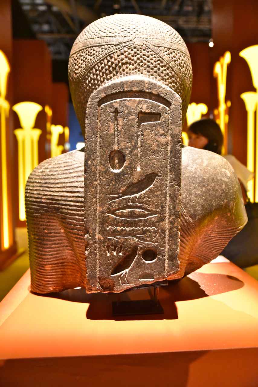 Le pharaon Ramsès II-Granite noir-XIX° dynastie