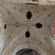 Le plafond en stuc de la chapelle St Ignace