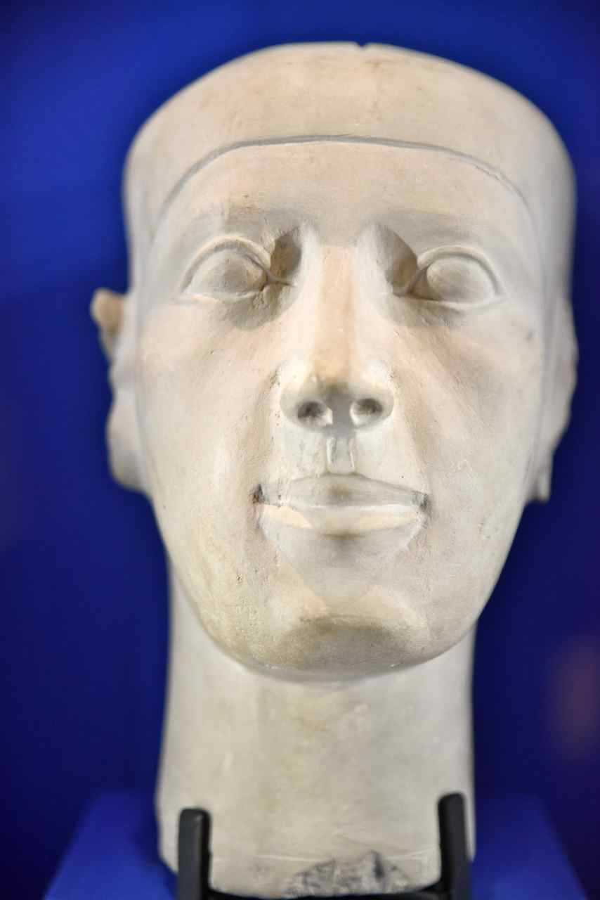 Le prince Snéfrouseneb-Calcaire-IV° dynastie